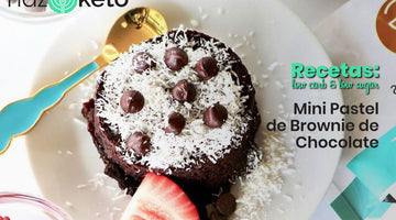 Glutenfreier und kohlenhydratarmer Mini-Schokoladen-Brownie-Kuchen-Rezept